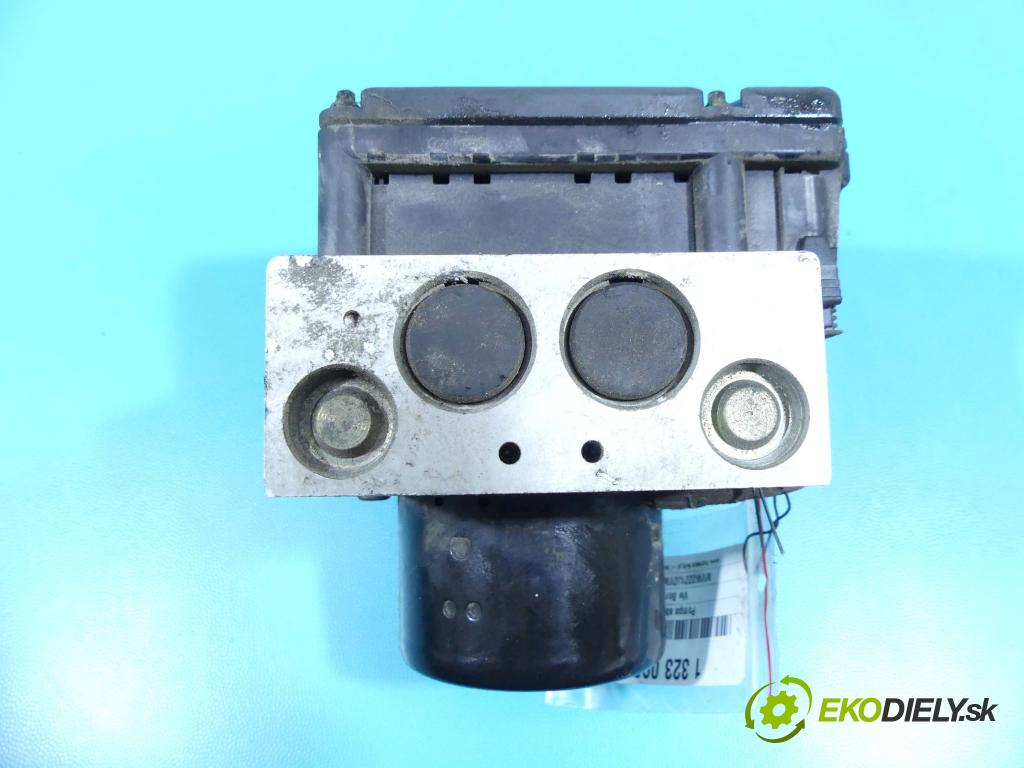 Vw Bora 1.9 tdi 116 HP manual 85 kW 1896 cm3 4- čerpadlo abs 1J0614417A (Pumpy ABS)