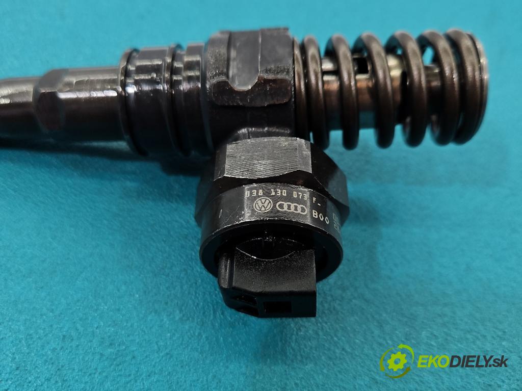 Vw Bora 1.9 tdi 116 HP manual 85 kW 1896 cm3 5- vstrekovacie čerpadlo 0414720007 (Vstrekovače)