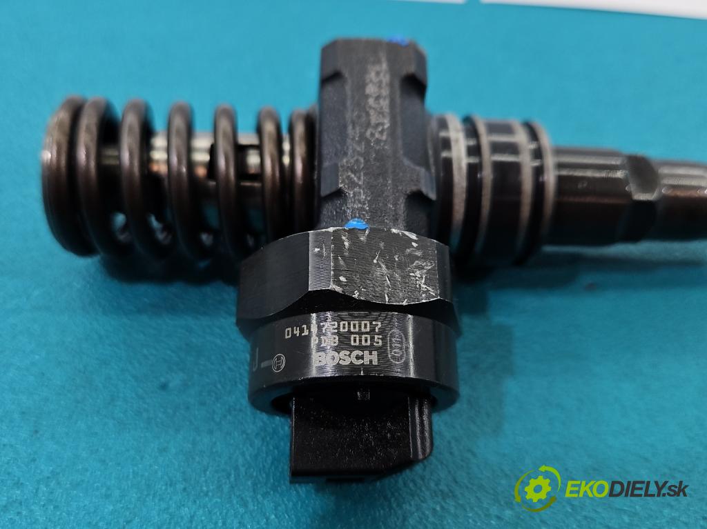 Vw Bora 1.9 tdi 116 HP manual 85 kW 1896 cm3 5- vstrekovacie čerpadlo 0414720007 (Vstrekovače)
