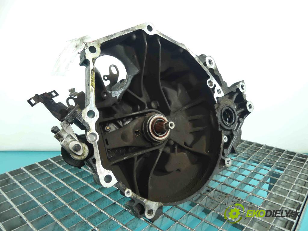 Honda Civic VII 2000-2006 1.6 16v 110 HP manual 81 kW 1590 cm3 4- prevodovka stupeň,rýchlosť manual 