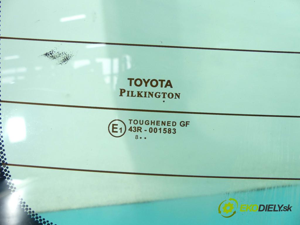 Toyota Avensis III T27 2009-2018 2.2 d4d 150 hp manual 110 kW 2231 cm3 4- sklo zadní  (Okna zadní)