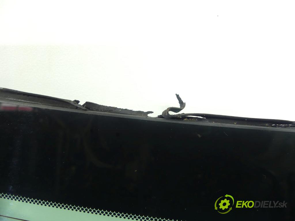 Toyota Avensis III T27 2009-2018 2.2 d4d 150 hp manual 110 kW 2231 cm3 4- sklo zadní  (Okna zadní)