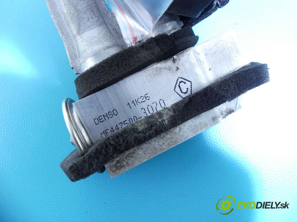 Toyota Avensis III T27 2009-2018 2.2 d4d 150 hp manual 110 kW 2231 cm3 4- radiátor 447500-3070 (Radiátory topení)