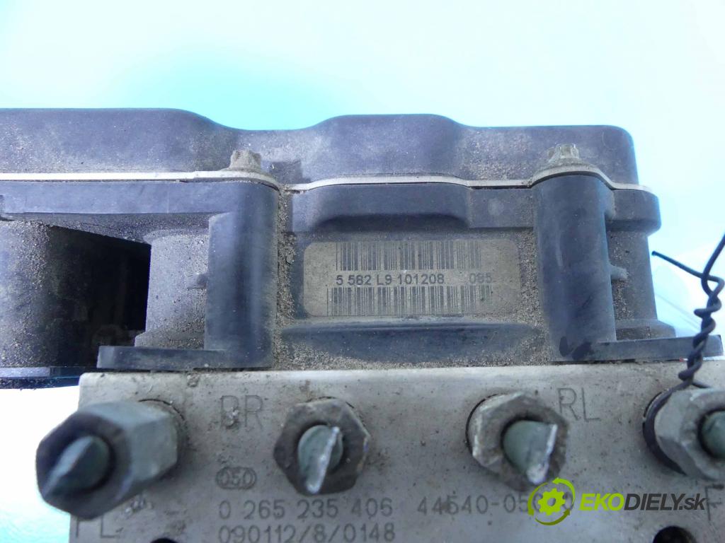 Toyota Avensis III T27 2009-2018 2.2 d4d 150 HP manual 110 kW 2231 cm3 4- čerpadlo abs 0265950749 (Pumpy ABS)