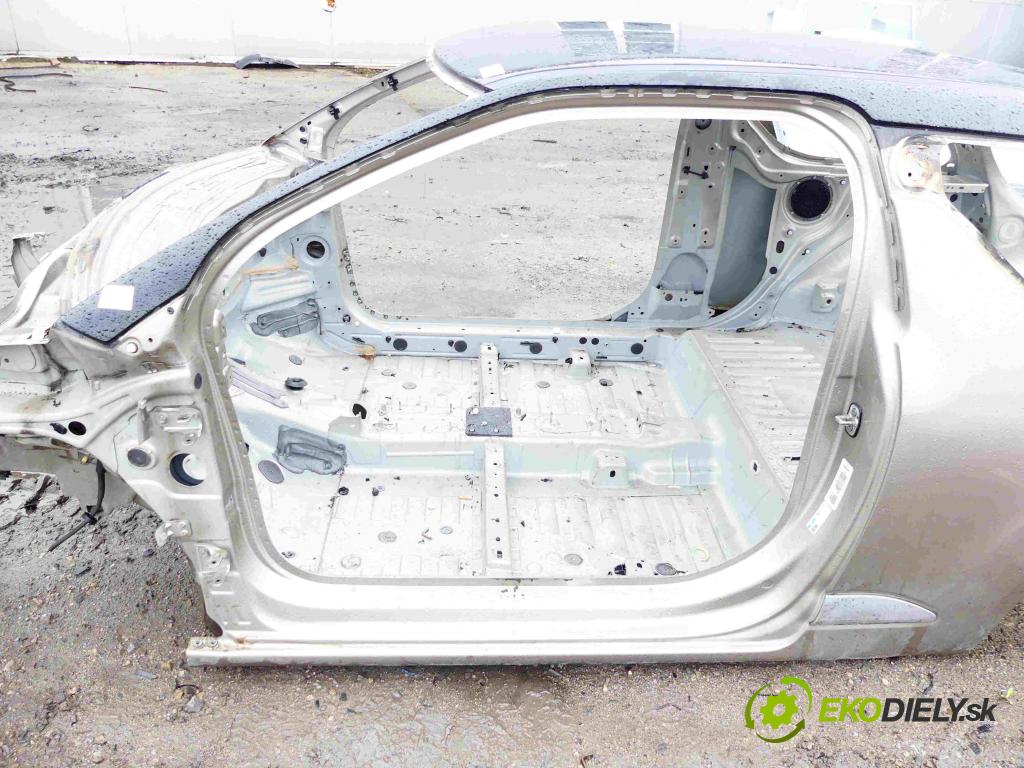 Citroen DS3 2010-2016 1.6 hdi 92 hp manual 68 kW 1560 cm3 3- práh levý  (Ostatní)