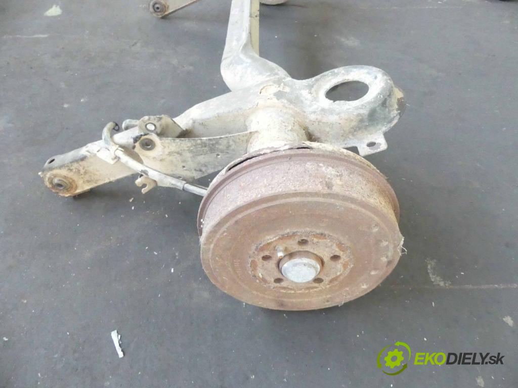 Fiat Scudo I 1995-2007 1.9d 69KM manual 51 kW 1905 cm3 5- zadna výstuha  (Výstuhy zadné)