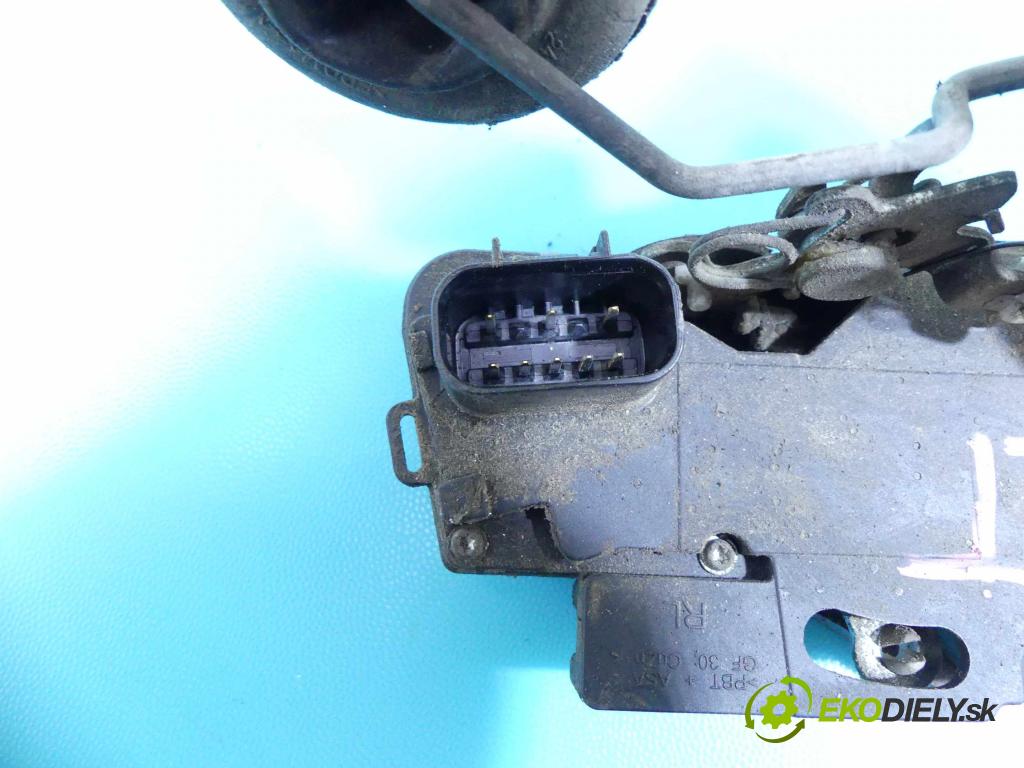 Fiat Stilo 1.9 jtd 120 hp manual 88 kW 1910 cm3 4- zámek zadní levý
