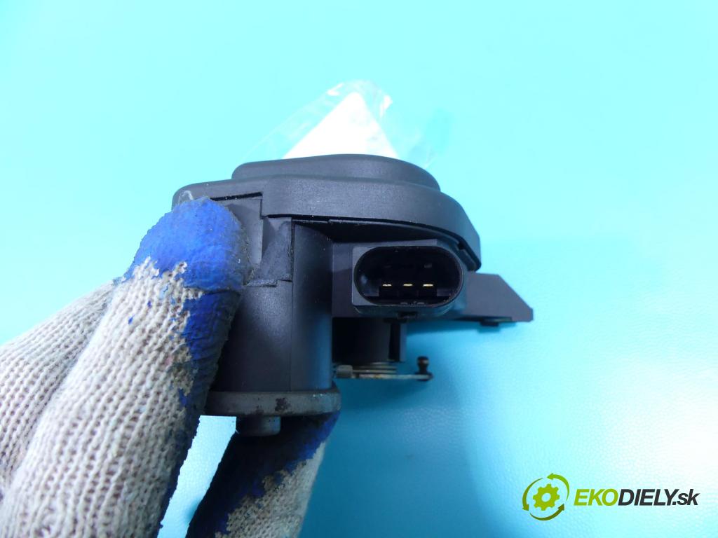 Mercedes S W220 1998-2005 3.2 cdi 197KM automatic 145 kW 3222 cm3 4- Ovladač: klapky: kolektora: A6131500494 (Ostatní)