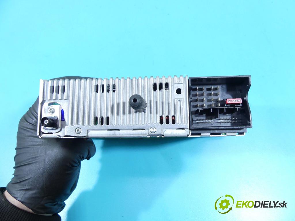 Bmw X3 E83 2003-2010 2.0d 150 HP manual 110 kW 1995 cm3 5- Radio originál 6976888-03