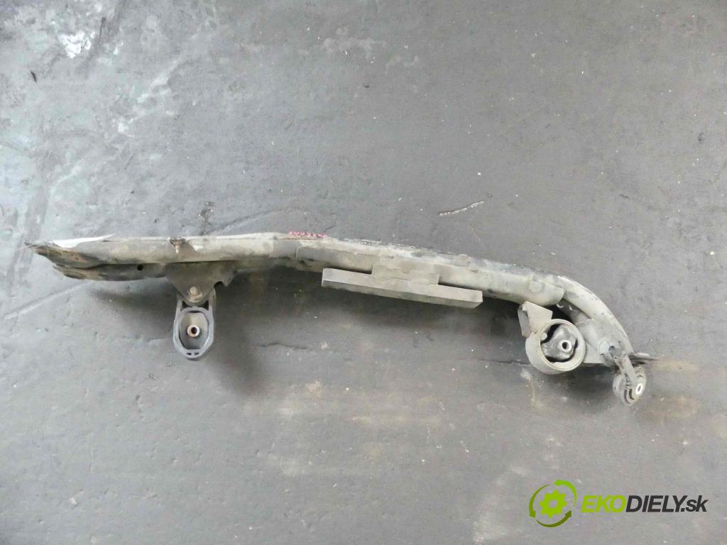 Nissan Almera N15 1995-2000 1.4 16v 87 hp manual 64 kW 1392 cm3 5- výztuha motoru 