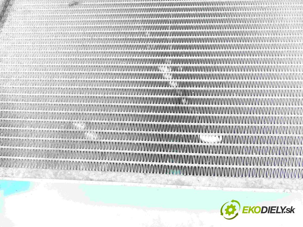 Chrysler Voyager IV 2000-2007 2.8 crd: 150 HP automatic 110 kW 2776 cm3 5- chladič voda: 355469 (Chladiče vody)