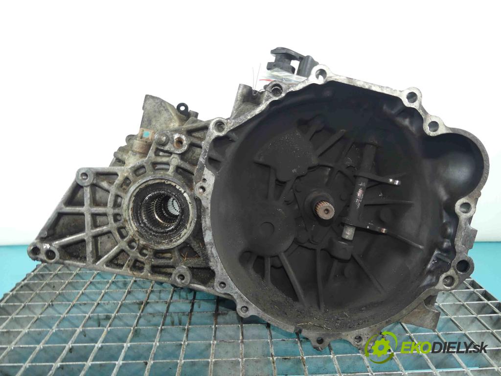 Hyundai Santa Fe 2000-2006 2.4 16v 145 HP manual 107 kW 2351 cm3 5- prevodovka stupeň,rýchlosť manual