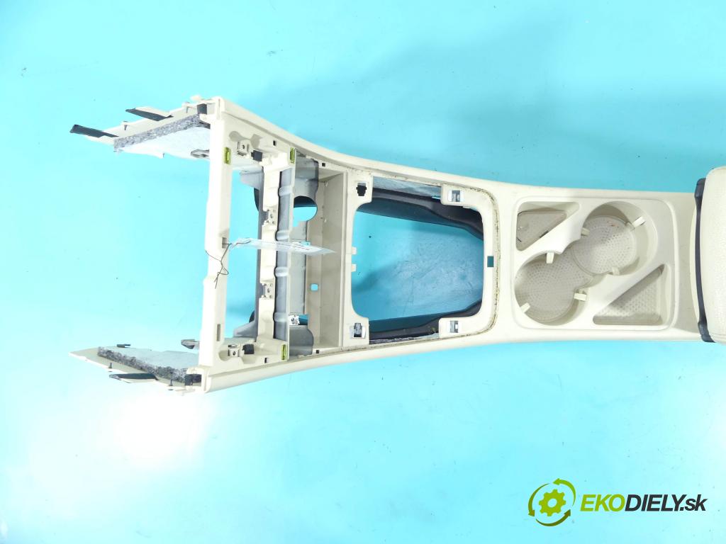 Vw Passat CC 2008-2016 2.0 TSI 200 HP automatic 147 kW 2000 cm3 4- operadlo 3C1863241CMH67 (Lakťové opierky)