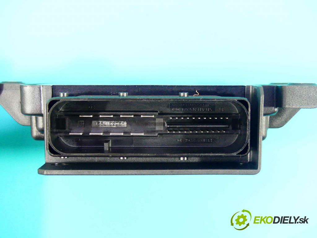 Vw Passat CC 2008-2016 2.0 TSI 200 HP automatic 147 kW 2000 cm3 4- modul riadiaca jednotka 3C8907801C (Ostatné)