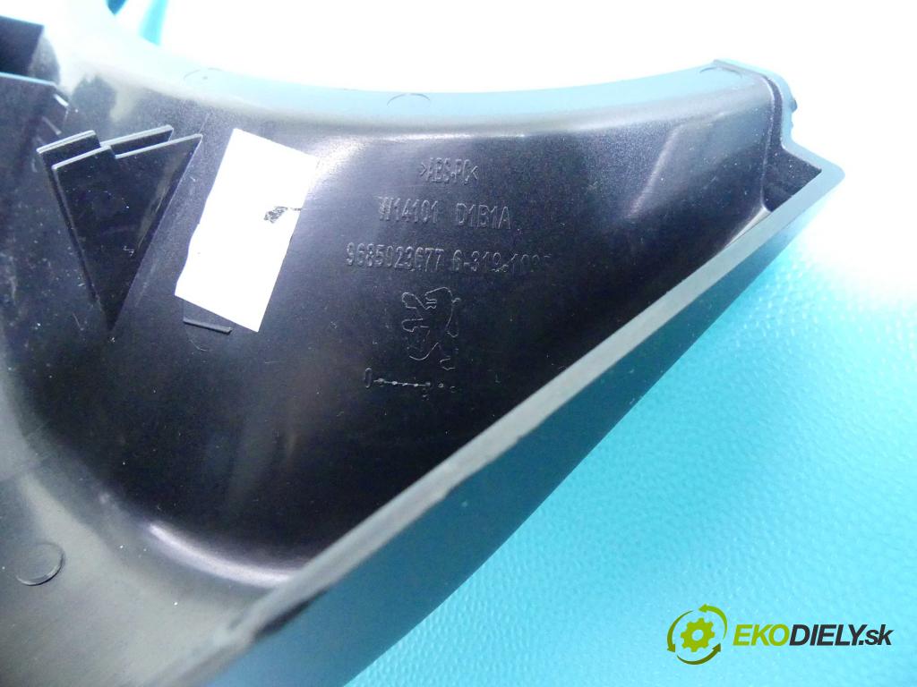 Peugeot 3008 I 2009-2016 1.6 hdi 111KM automatic 82 kW 1560 cm3 5- Mřížka: kúrenia stredová 9685023677 (Mriežky kúrenia (fukáre))