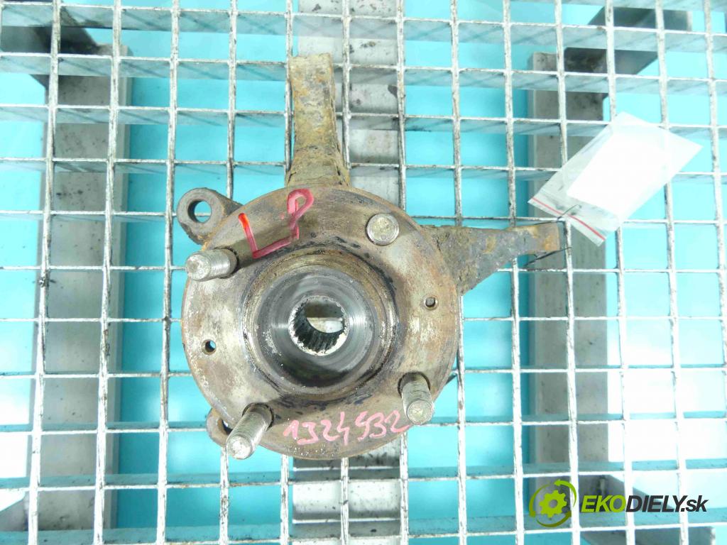 Kia Picanto I 2003-2011 1.1 65 HP manual 48 kW 1086 cm3 5- náboj ľavé  (Náboje)