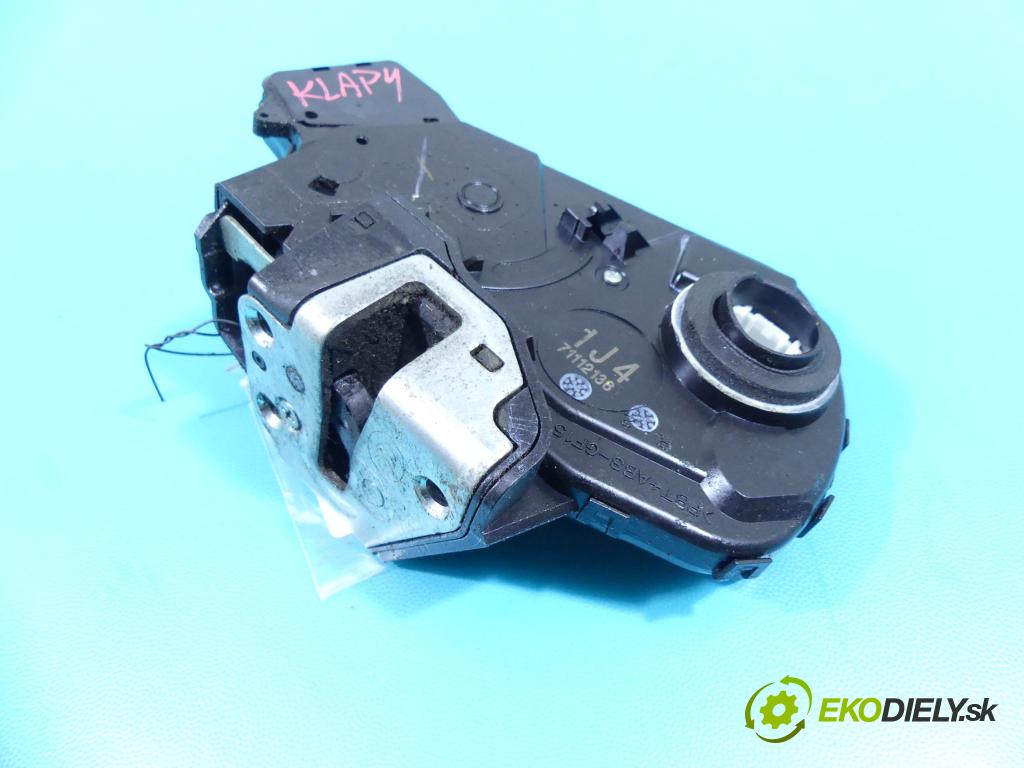 Toyota Rav4 III 2005-2012 2.4 VVTI 156 hp automatic 115 kW 2362 cm3 5- zámek kufrových dveří zadní 71112136
