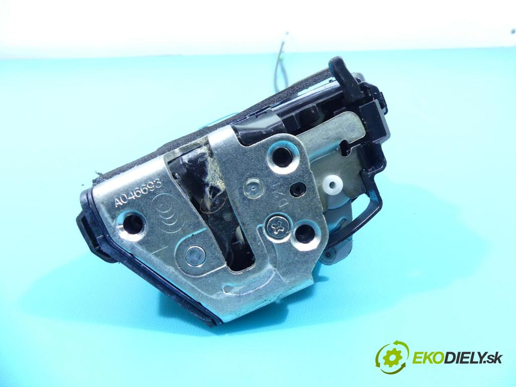 Toyota Rav4 III 2005-2012 2.4 VVTI 156 hp automatic 115 kW 2362 cm3 5- zámek zadní levý 7111622