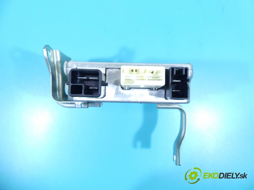 Toyota Rav4 III 2005-2012 2.4 VVTI 156 HP automatic 115 kW 2362 cm3 5- modul riadiaca jednotka 89650-42040 (Ostatné)