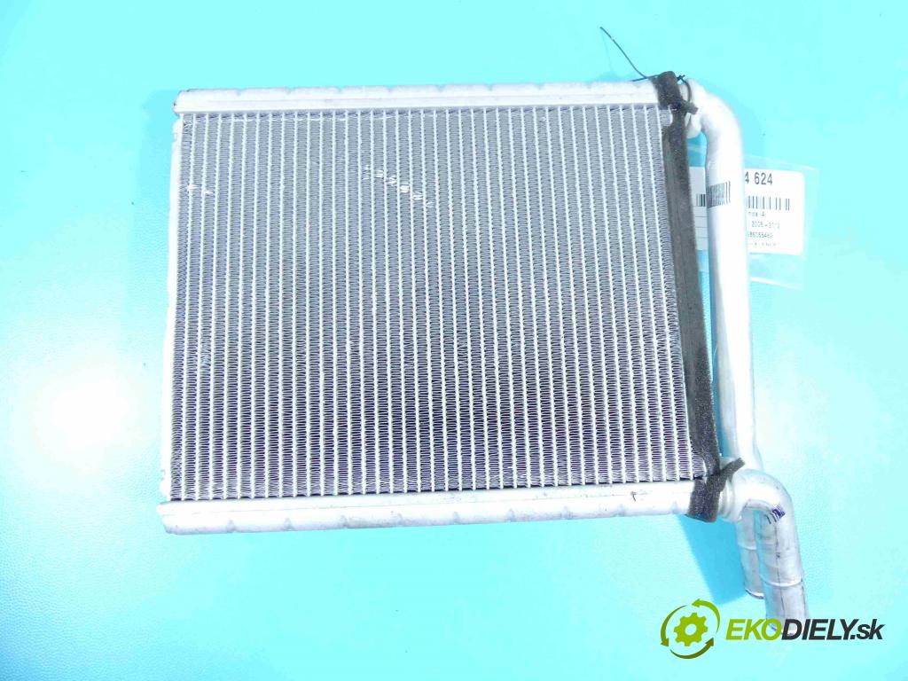 Toyota Rav4 III 2005-2012 2.4 VVTI 156 hp automatic 115 kW 2362 cm3 5- radiátor  (Radiátory topení)