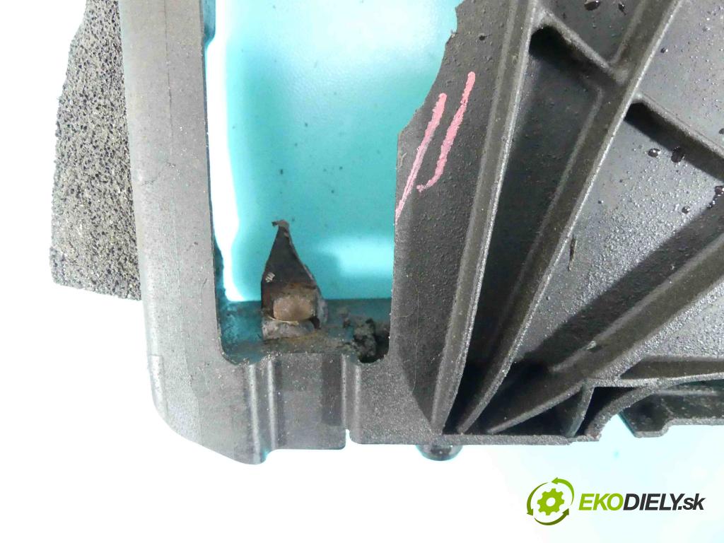 Toyota Rav4 III 2005-2012 2.4 VVTI 156 HP automatic 115 kW 2362 cm3 5- Ventilátor chladiča 168000-9660