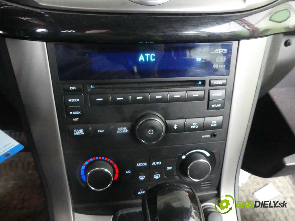 Chevrolet Captiva 2.2 VCDI 184hp automatic 135 kW 2231 cm3 5- Radio originál 95193263