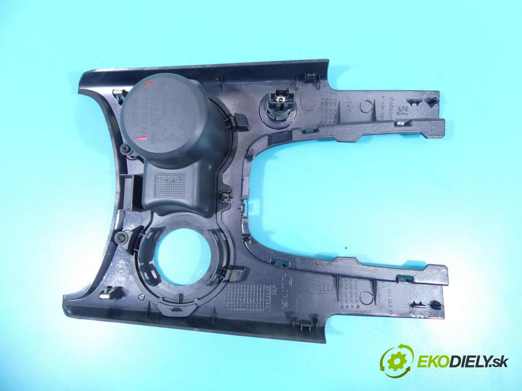 Peugeot 3008 I 2009-2016 1.6 hdi 111KM automatic 82 kW 1560 cm3 5- Rukojeť: na nápoje: 9685858777 (Úchyty, držiaky na nápoje)