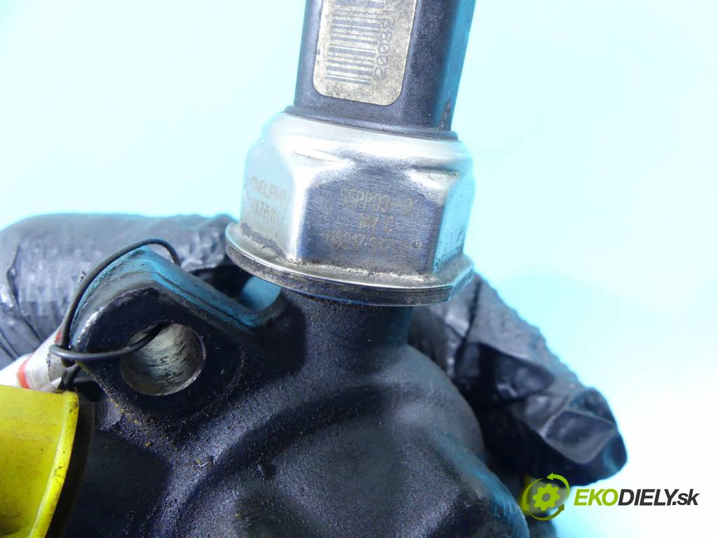 Dacia Sandero I 2008-2012 1.5 dci 86 HP manual 63 kW 1461 cm3 5- lišta vstrekovacia 8200584034 (Vstrekovacie lišty)