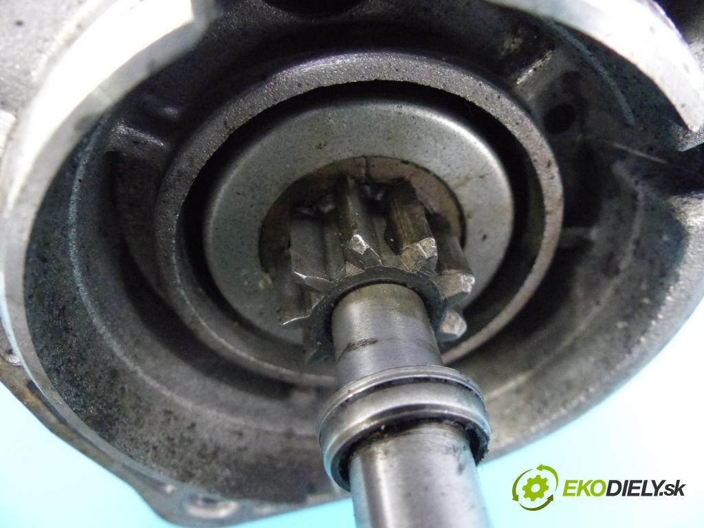 Vw Polo III 6N 1994-2001 1.0 45KM manual 33 kW 1043 cm3 3- štartér 0001113013 (Štartéry)