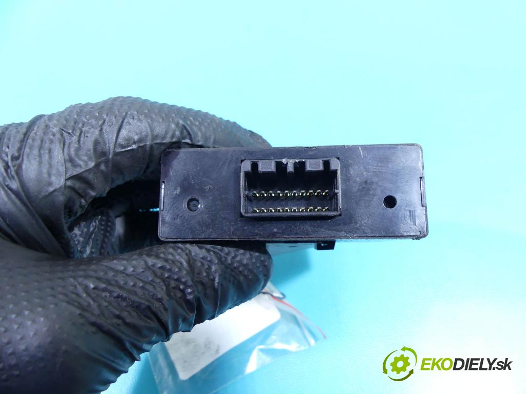 Mazda Xedos 9 2.3 T 211KM automatic 155 kW 2255 cm3 4- modul riadiaca jednotka TB9666320A (Ostatné)