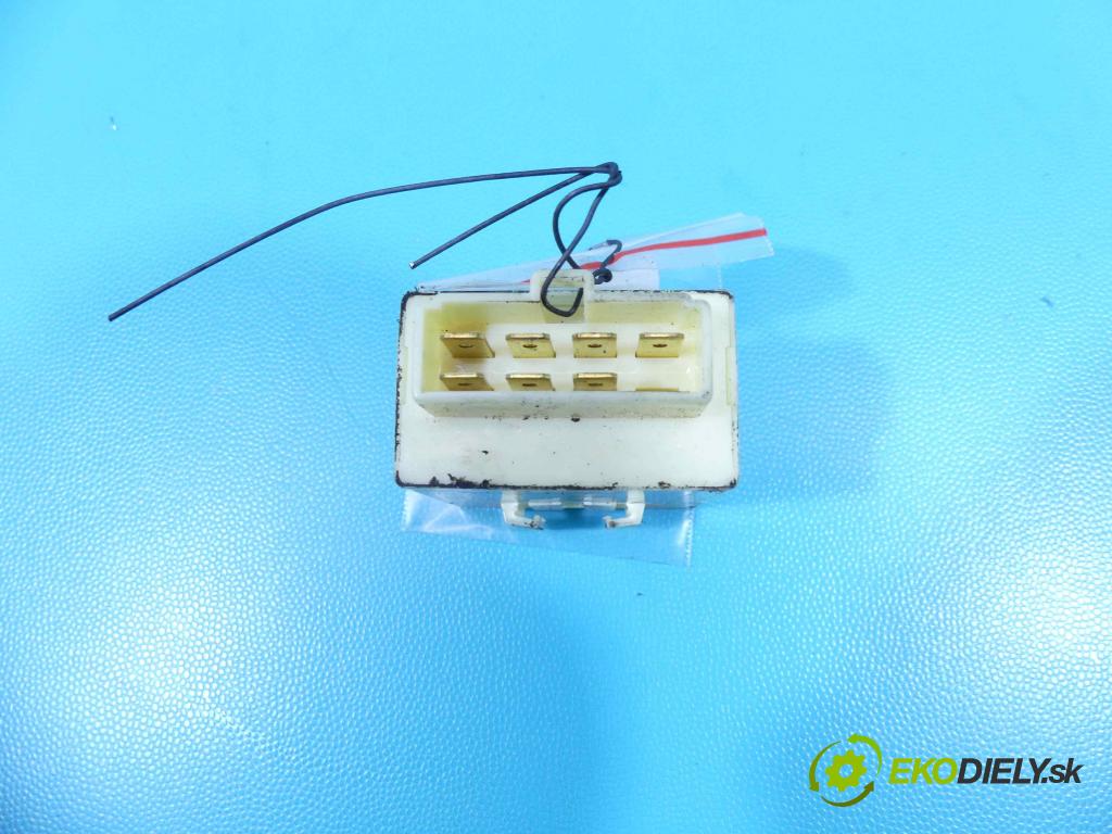 Mazda Xedos 9 2.3 T 211KM automatic 155 kW 2255 cm3 4- modul riadiaca jednotka 3211-167-320 (Ostatné)