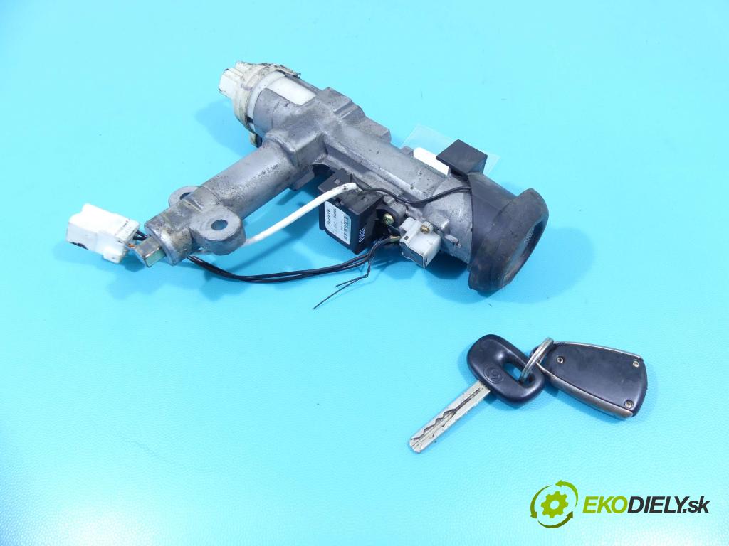 Mazda Xedos 9 2.3 T 211KM automatic 155 kW 2255 cm3 4- Spínačka  (Spínacie skrinky a kľúče)