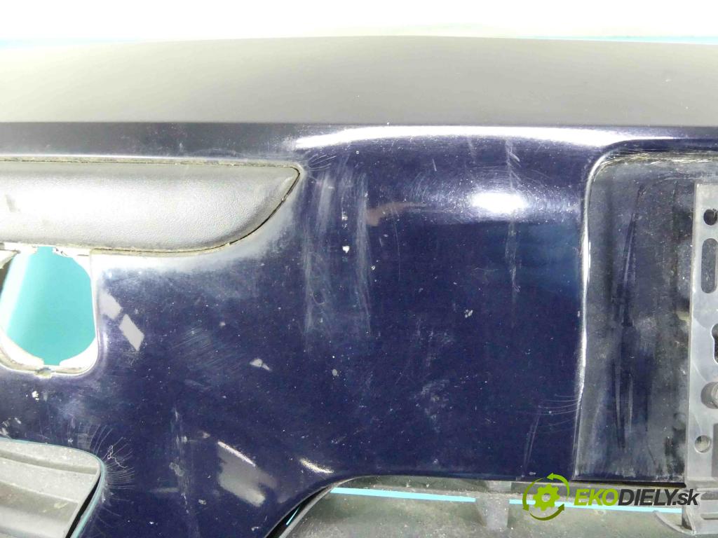 Ford Focus Mk1 1998-2004 1.4 16v 75 hp manual 55 kW 1400 cm3 5- nárazník přední