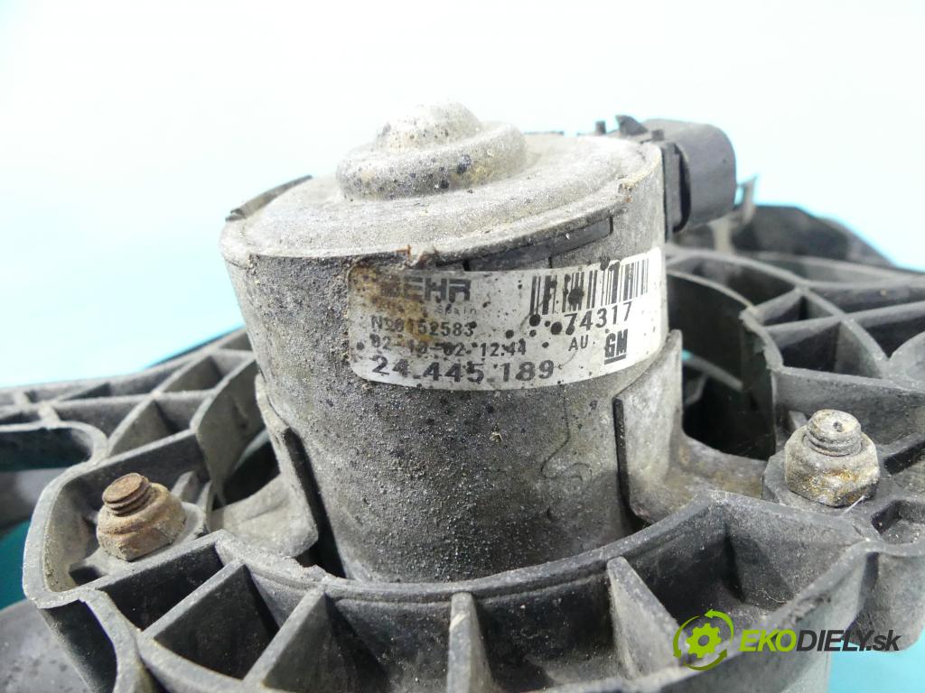 Opel Corsa C 2000-2006 1.2 16v 75 HP manual 55 kW 1199 cm3 5- Ventilátor chladiča 13110696