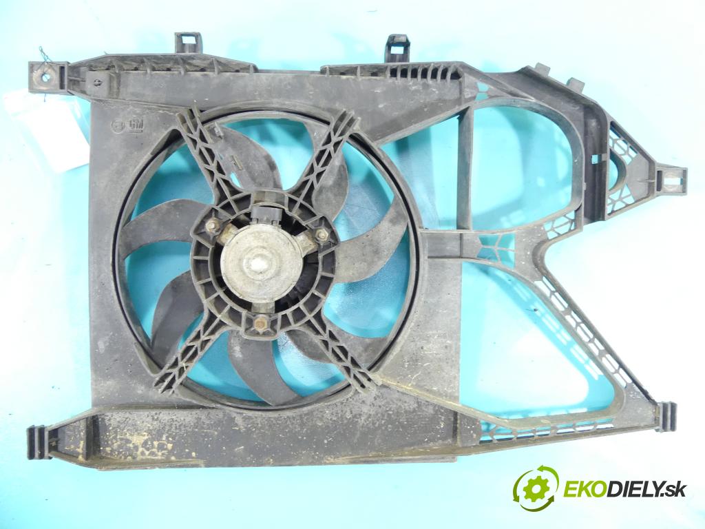 Opel Corsa C 2000-2006 1.2 16v 75 HP manual 55 kW 1199 cm3 5- Ventilátor chladiča 13110696