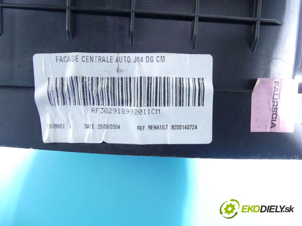 Renault Scenic II 2003-2009 1.9 dci 120 HP manual 88 kW 1870 cm3 5- Mřížka: kúrenia stredová 8200140713 (Mriežky kúrenia (fukáre))