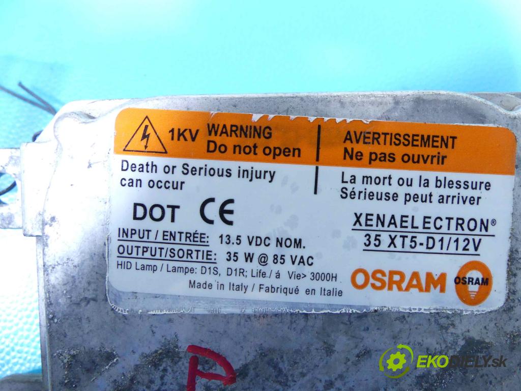 Volvo S80 I 1998-2006 2.5 tdi 140 HP automatic 103 kW 2460 cm3 4- střídač: xenon 35XTD-D1 (Riadiace jednotky xenónu)