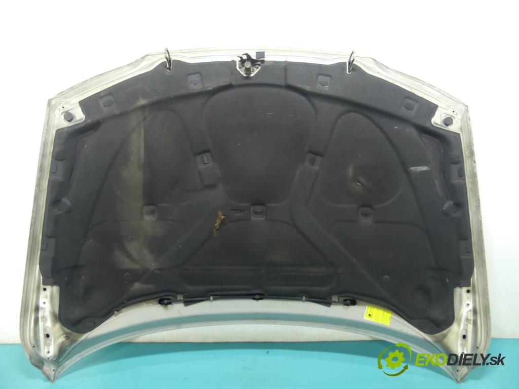 Volvo S80 I 1998-2006 2.5 tdi 140 HP automatic 103 kW 2460 cm3 4- kapota predná