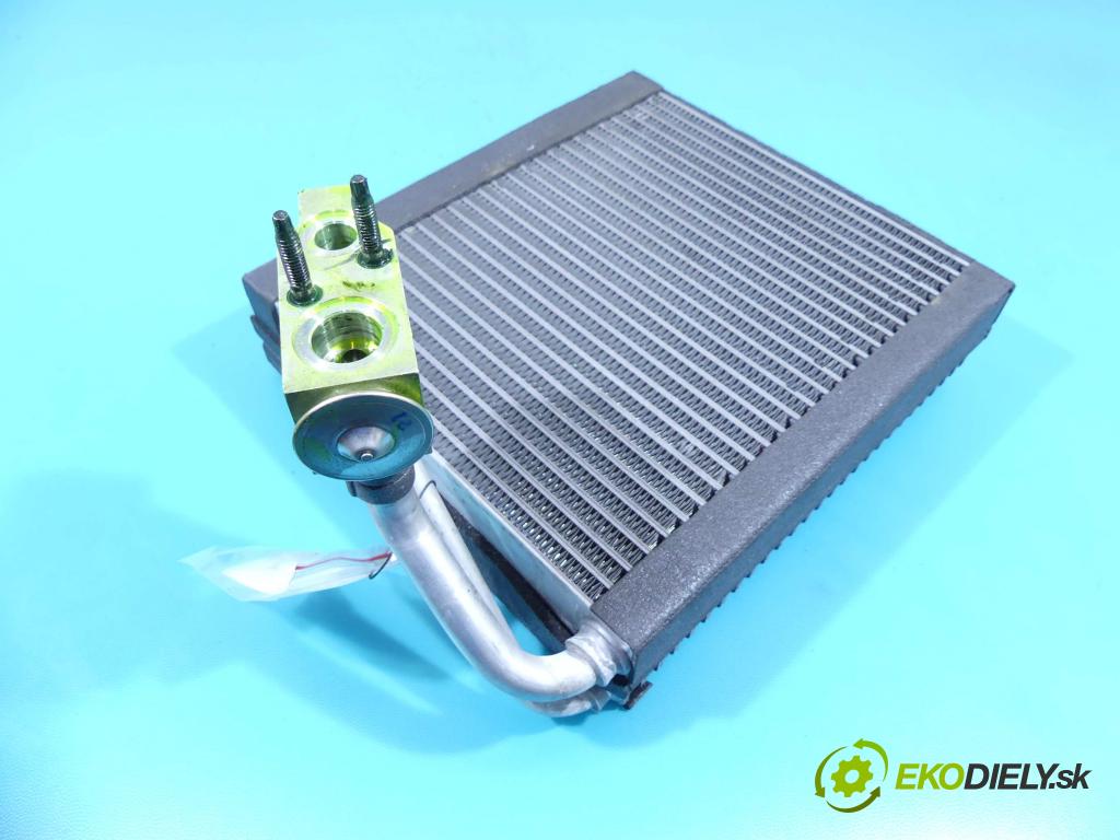 Chevrolet Captiva 2.2 VCDI 184 hp automatic 135 kW 2231 cm3 5- radiátor  (Radiátory topení)