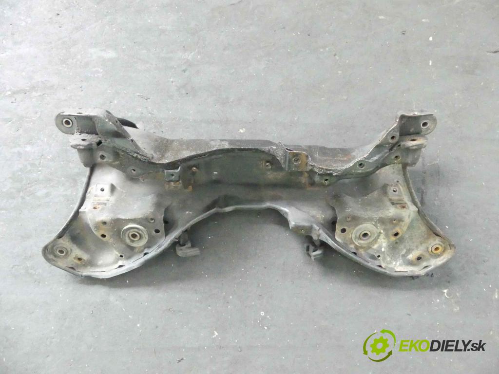 Mitsubishi Galant VIII 1993-2003 2.0 na 2.5 163 hp manual 120 kW 1997 cm3 4- výztuha motoru