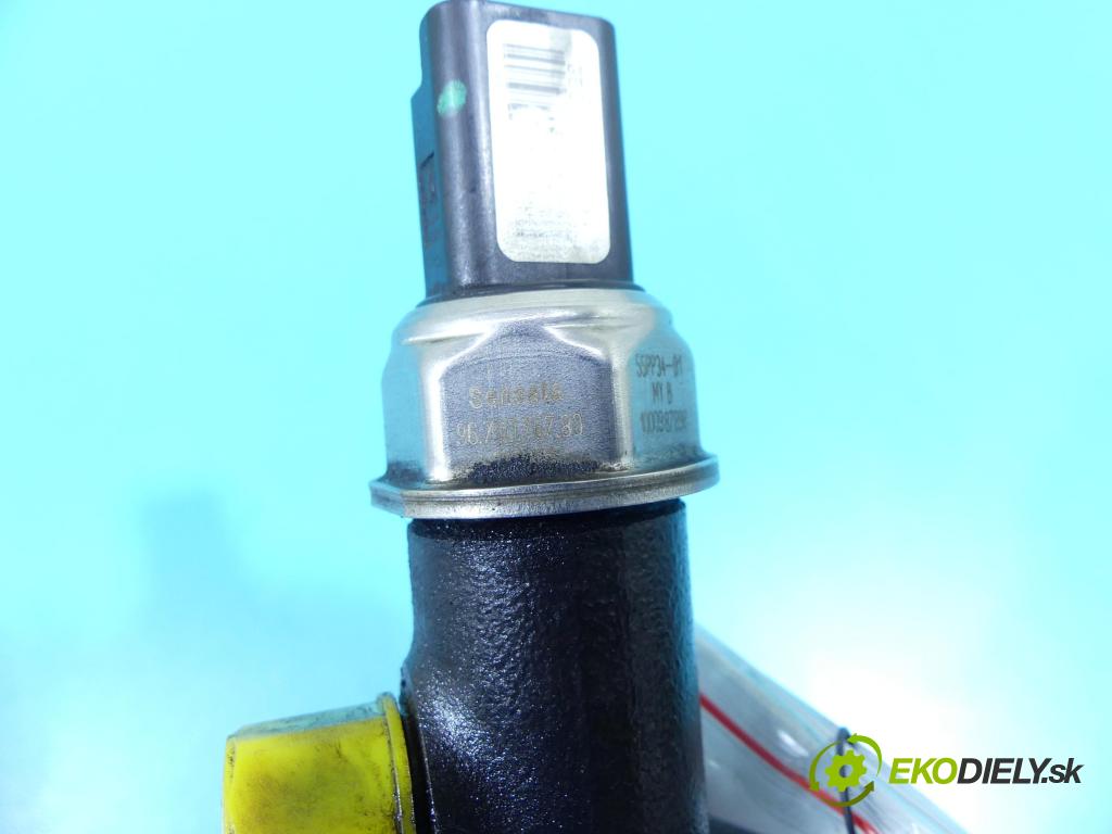 Citroen DS3 2010-2016 1.6 hdi 92 HP manual 68 kW 1560 cm3 3- lišta vstrekovacia 9685297580-02 (Vstrekovacie lišty)