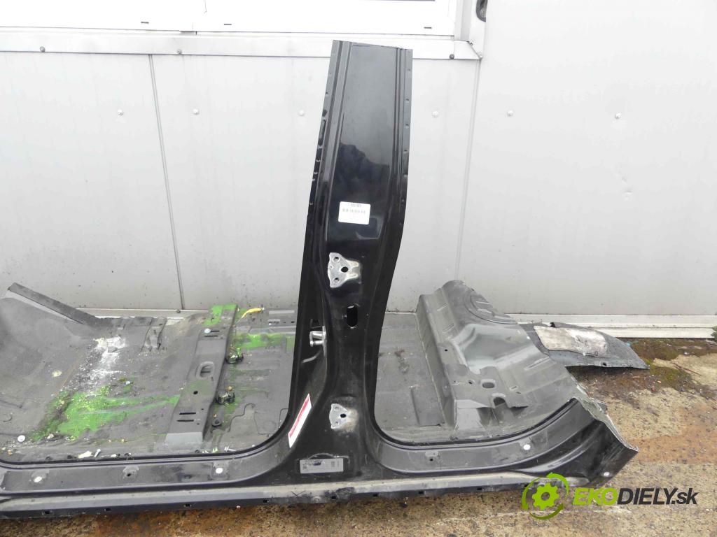 Chevrolet Captiva 2.2 VCDI 184 hp automatic 135 kW 2231 cm3 5- práh levý  (Ostatní)