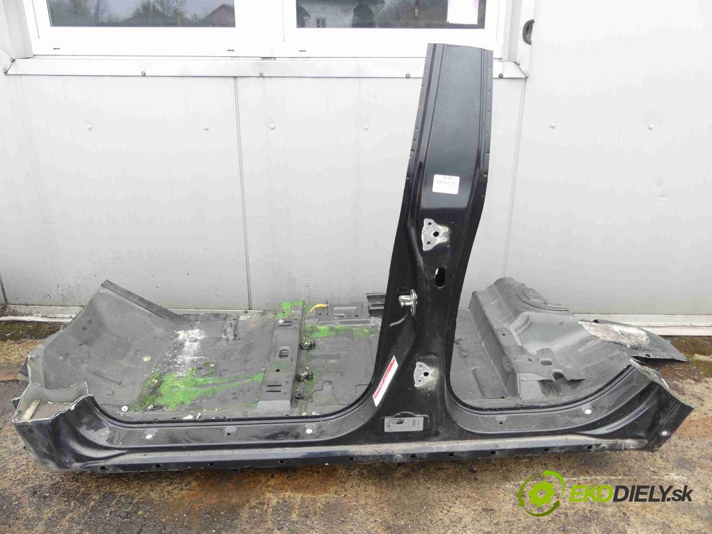 Chevrolet Captiva 2.2 VCDI 184 hp automatic 135 kW 2231 cm3 5- práh levý  (Ostatní)