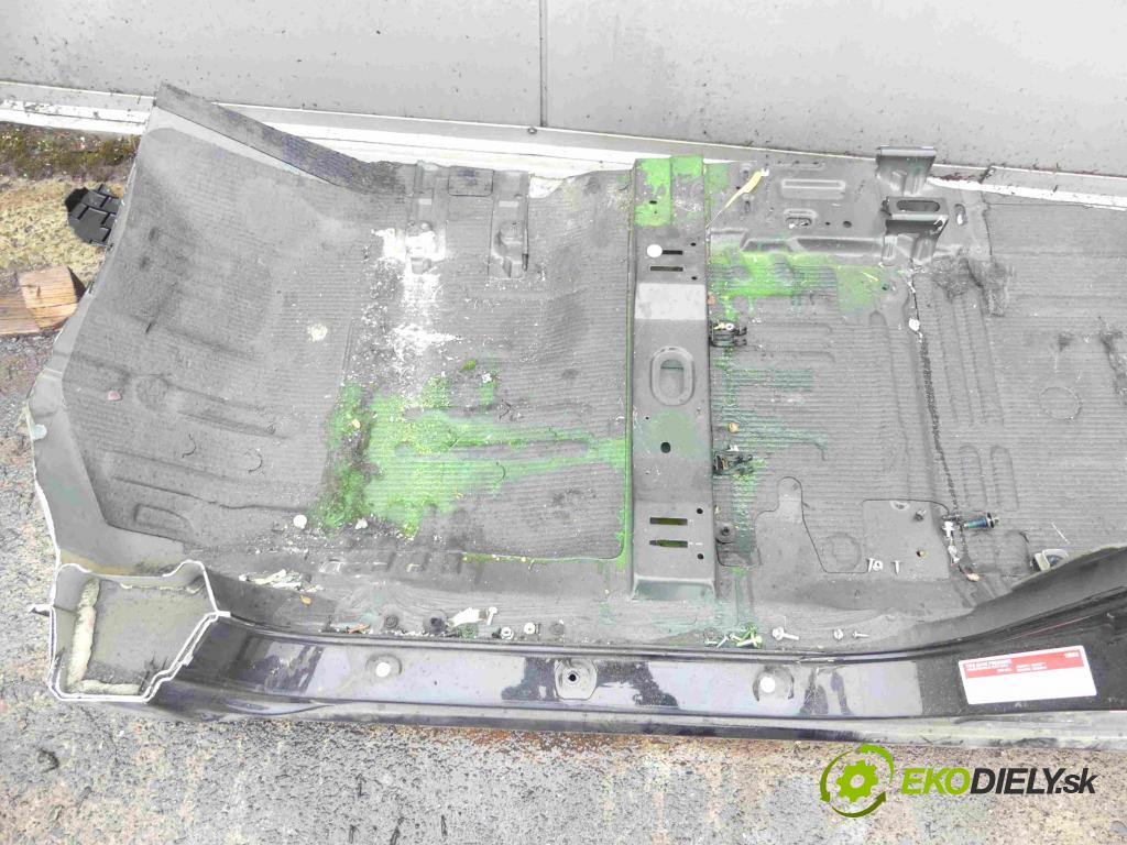 Chevrolet Captiva 2.2 VCDI 184 hp automatic 135 kW 2231 cm3 5- práh levý  (Ostatní)