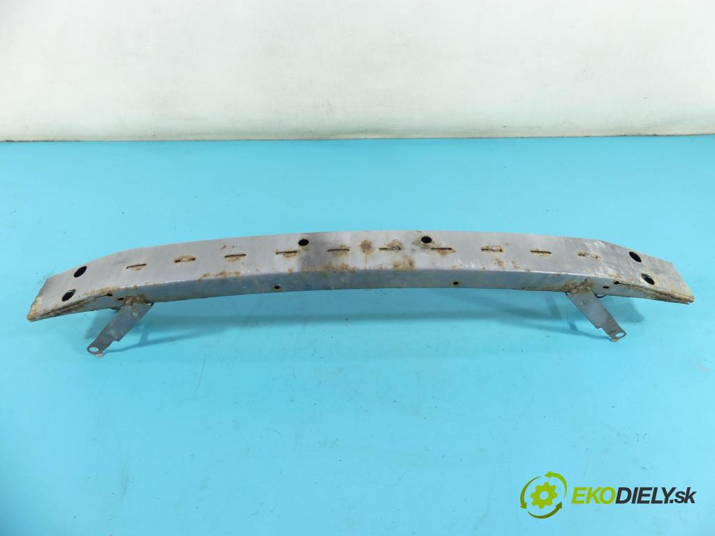 Toyota Corolla E12 2001-2009 1.6 vvti 110 HP manual 81 kW 1598 cm3 5- nárazník predné  (Ostatné)