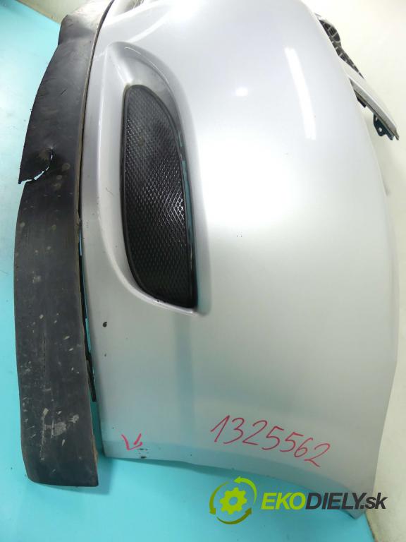 Toyota Corolla E12 2001-2009 1.6 vvti 110 HP manual 81 kW 1598 cm3 5- nárazník predné  (Ostatné)