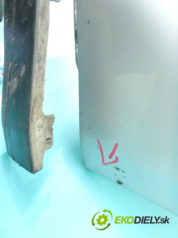 Toyota Corolla E12 2001-2009 1.6 vvti 110 HP manual 81 kW 1598 cm3 5- nárazník predné  (Ostatné)