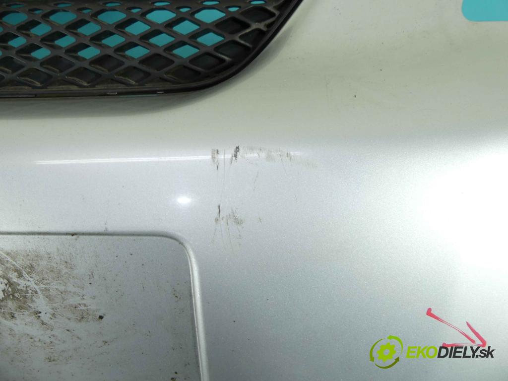 Toyota Corolla E12 2001-2009 1.6 vvti 110 HP manual 81 kW 1598 cm3 5- nárazník predné  (Ostatné)