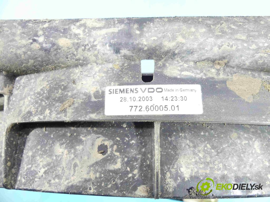 Ford Mondeo Mk3 2000-2007 1.8 16v 125 HP manual 92 kW 1798 cm3 4- Ventilátor chladiča 7726000501