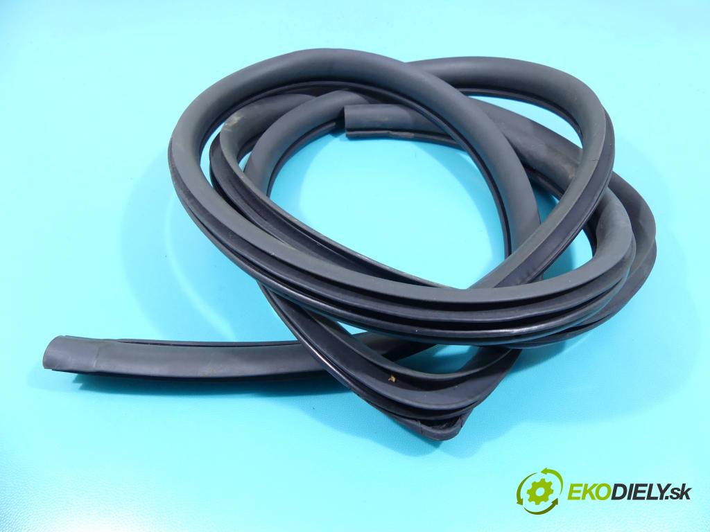 Chevrolet Captiva 2.2 VCDI 184 hp automatic 135 kW 2231 cm3 5- Těsnění: dveře zadní pravé  (Ostatní)